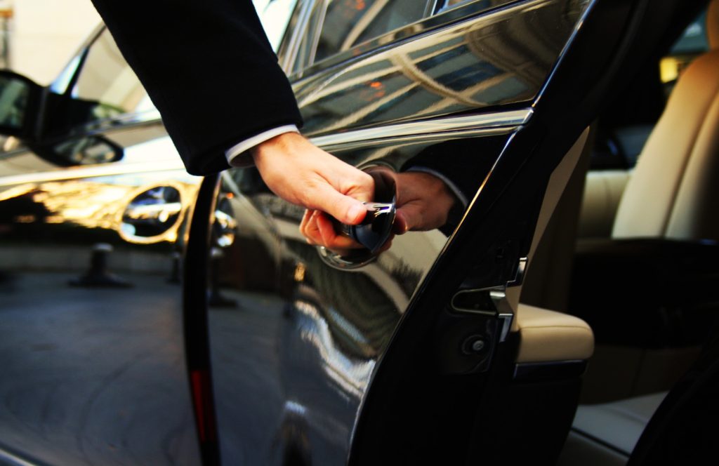 Road Show Chauffeur NYC | The Booking NY